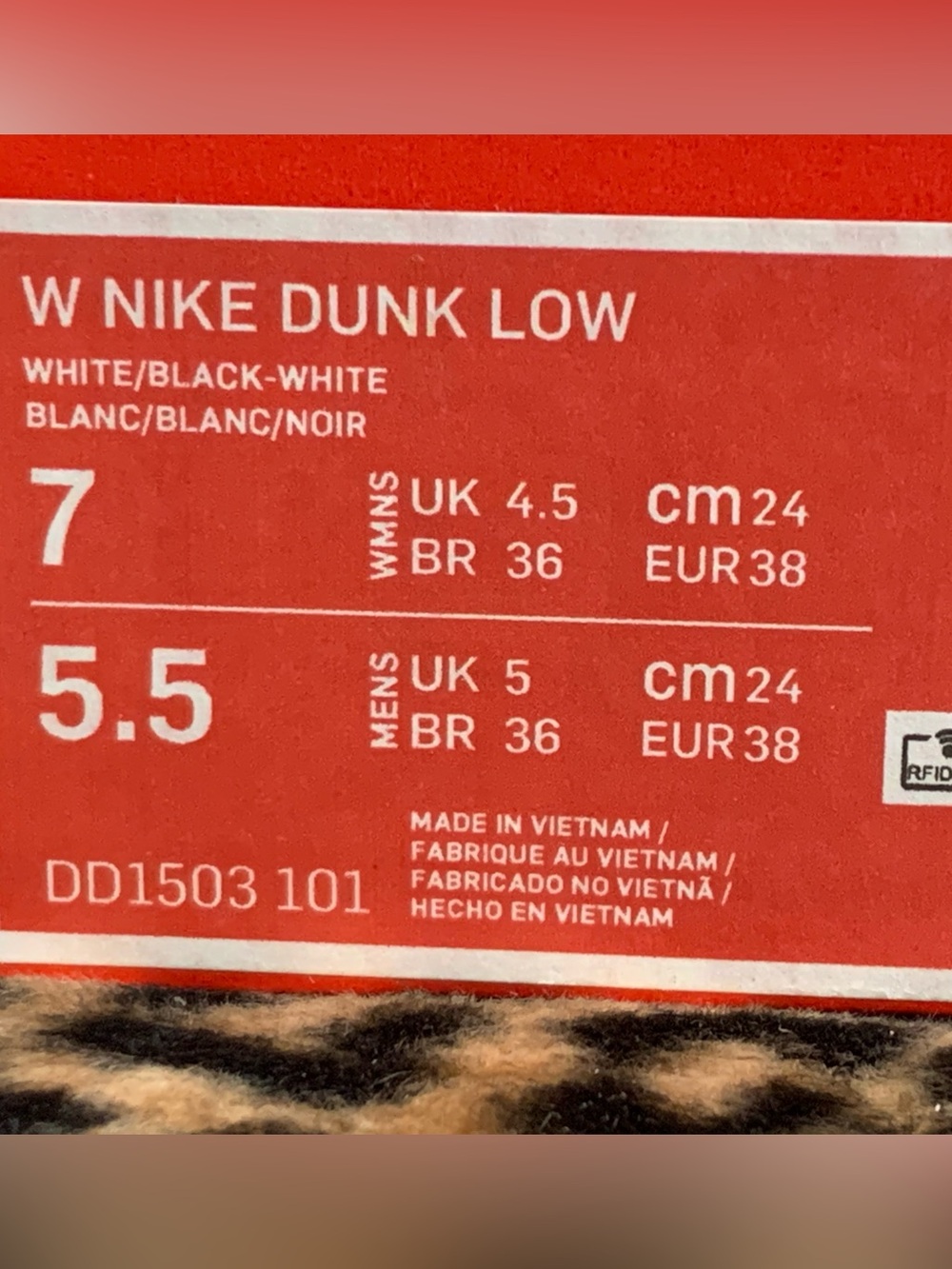 Nike - Picture 6 of 6